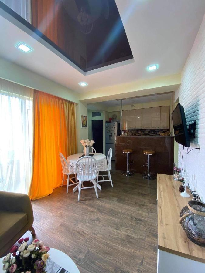 Apartament Victoria Apartment Tbilisi Ngoại thất bức ảnh